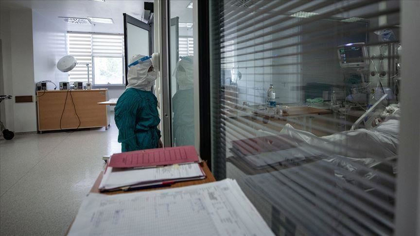 Turkey reports 1,427 new coronavirus cases
