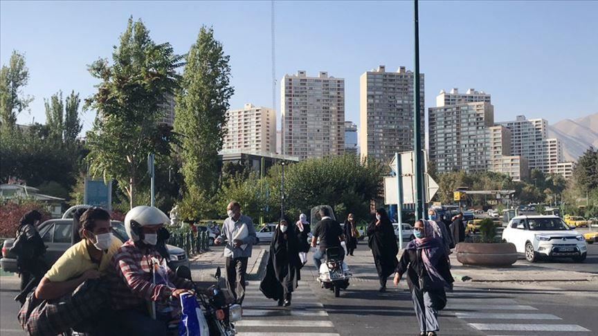 Пандемия продолжает уносить сотни жизней в Иране 