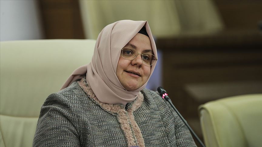 Bakan Selçuk: Sosyal Yardımlaşma ve Dayanışma Vakıflarına 186,8 milyon lira kaynak aktardık