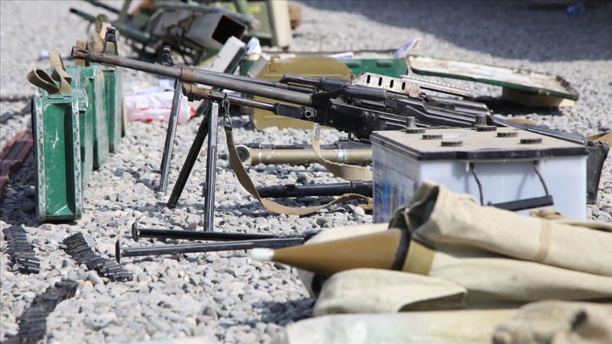 Fuerzas azerbaiyanas incautan botín de guerra a las fuerzas armenias 