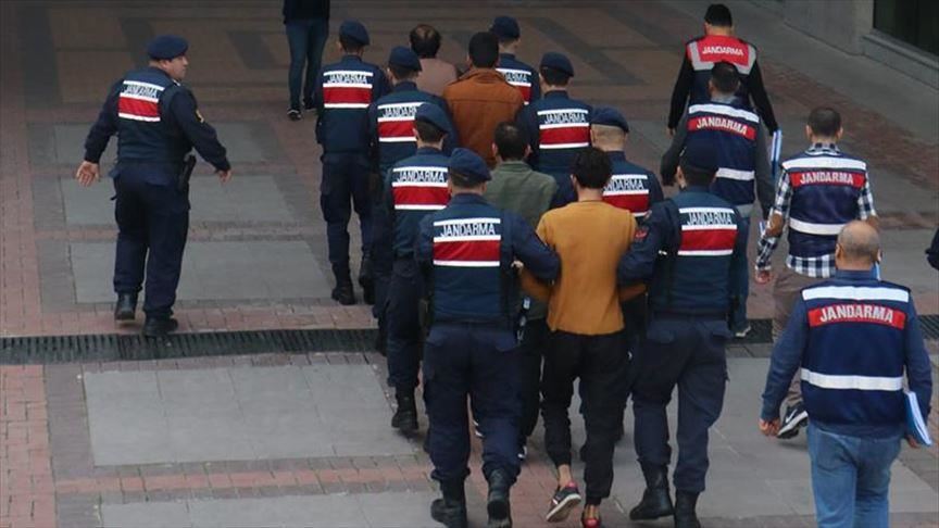 توقيف 10 مشتبهين في عملية ضد "داعش" جنوبي تركيا