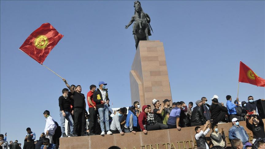 Оппозиционные партии Кыргызстана протестуют против результатов выборов