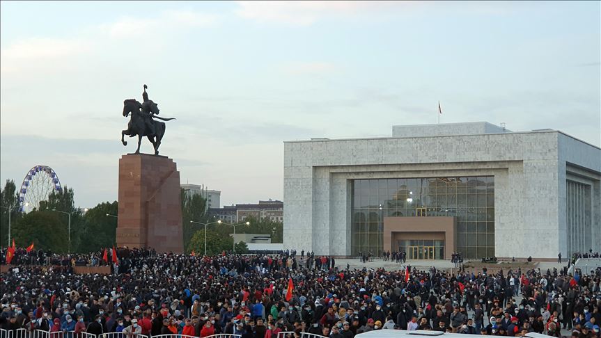 Kyrgyzstan prime minister quits amid election protests