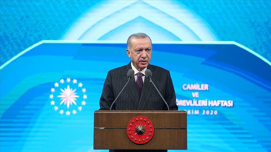 Cumhurbaşkanı Erdoğan: Macron'un 'İslam krizde' açıklaması saygısızlıktan öte açık bir provokasyondur