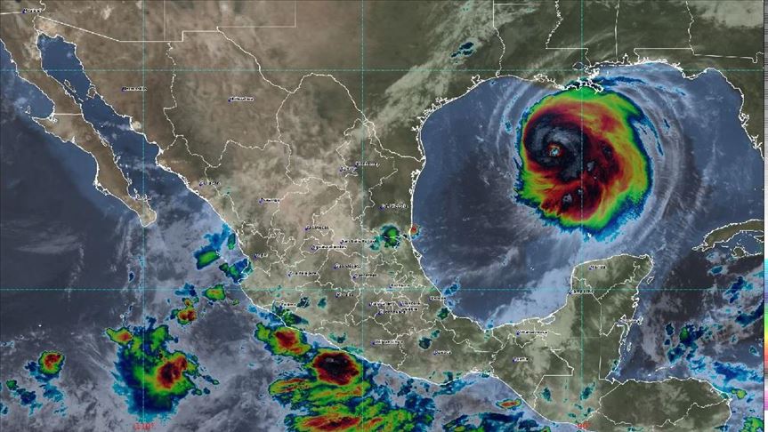 El huracán Delta de categoría 2 se aproxima a las costas mexicanas