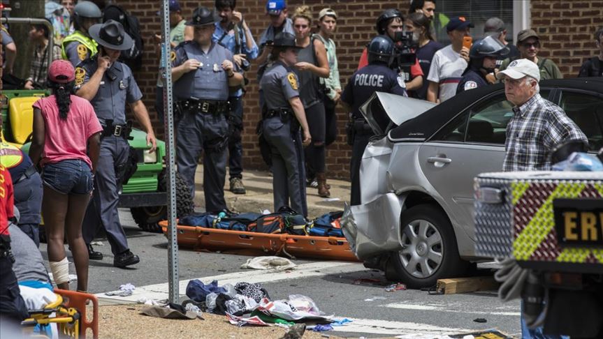 Informe asegura que los supremacistas blancos son la mayor amenaza terrorista interna en EEUU
