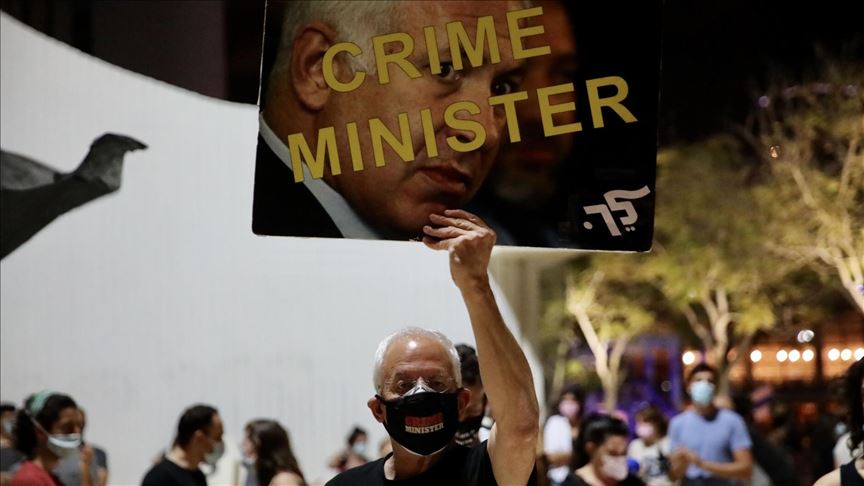 Israelis protest against Netanyahu despite lockdown
