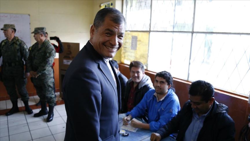 Justicia ecuatoriana le pide a la Interpol que arreste al expresidente Rafael Correa