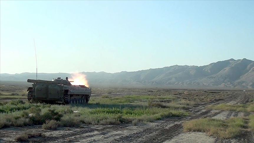 Azerbaycan ordusunun topraklarını kurtarmak için başlattığı operasyon sürüyor