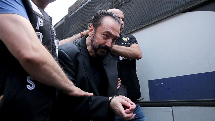Suç örgütü elebaşı Adnan Oktar: Villayı arkadaşım ödüyor, ben misafir olarak kalıyorum