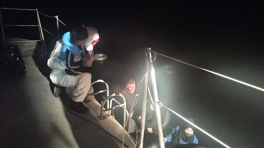 Turkey rescues 14 asylum seekers in Aegean
