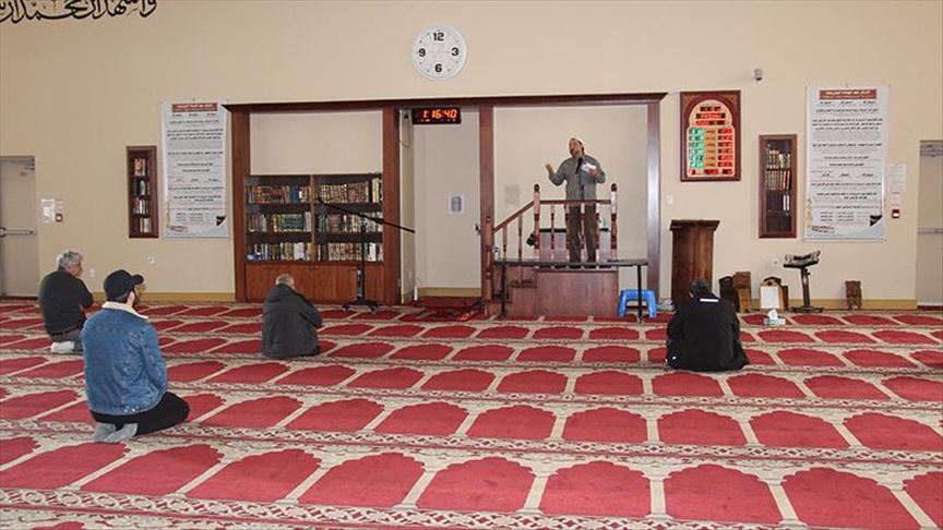 Toronto mosque closed after violent threats