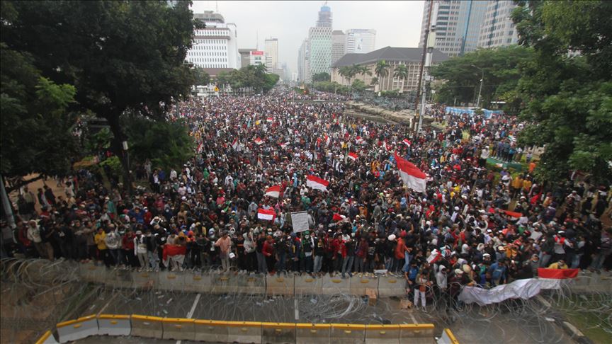 Kekuatan asing di balik demo Omnibus Law Cipta Kerja, benarkah?