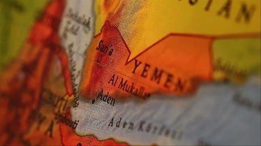 Yemeni government forces kill 2 top Houthi commanders