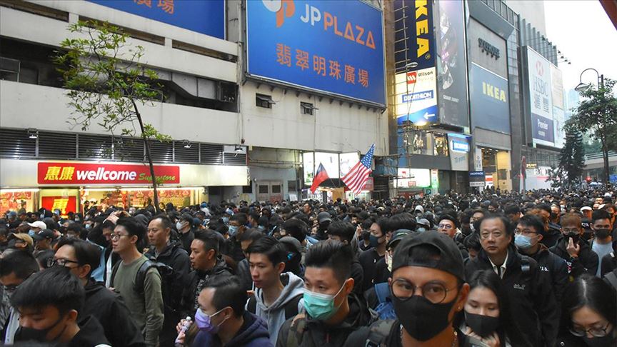 Hong Kong, ABD'nin ithal ettiği ürünlere 'Çin malı' etiketi koydurma şartını protesto etti