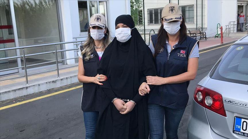 Turquie Soumaya Raissi Membre De Daech Recherchee Par La France Interpellee A Adana
