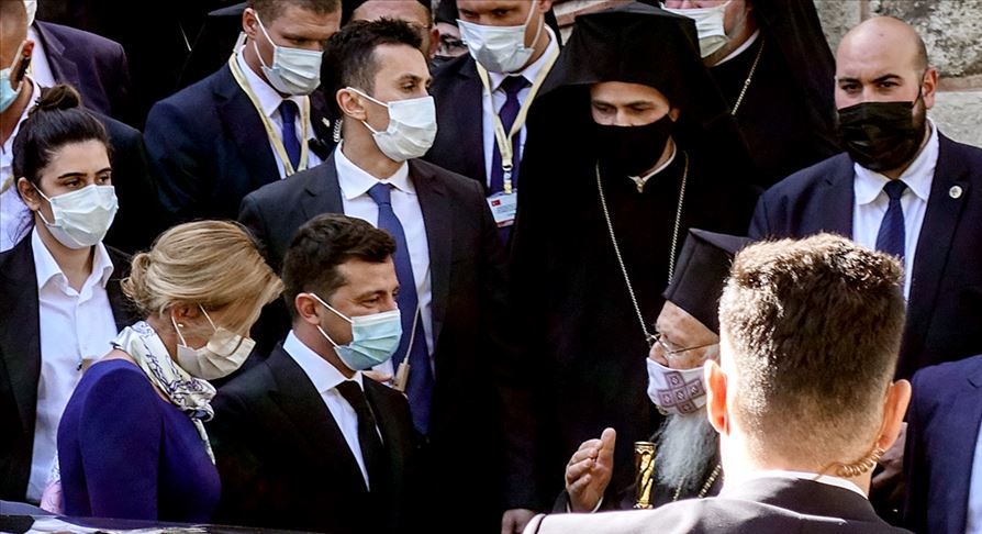 الرئيس الأوكراني يلتقي بطريرك الروم الأرثوذكس بإسطنبول