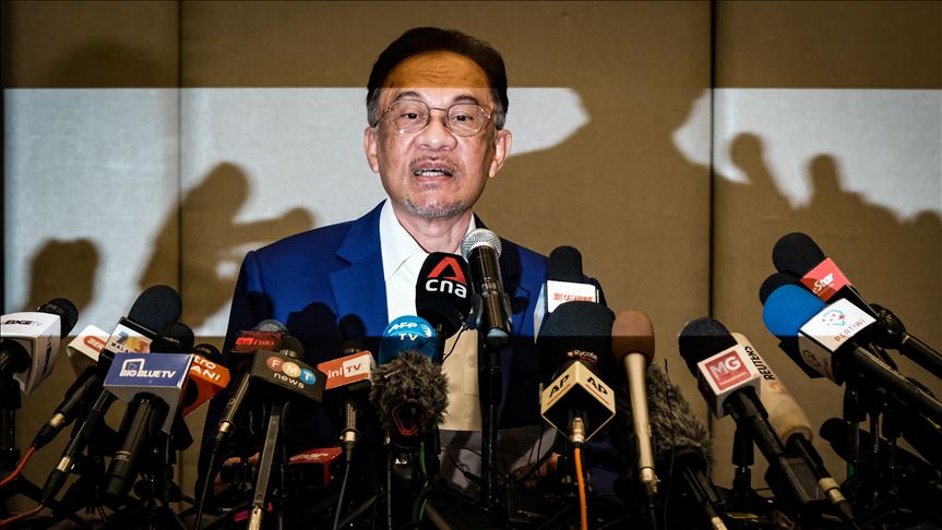 Anwar Ibrahim: Persoalan dukungan mayoritas anggota parlemen bukan urusan polisi