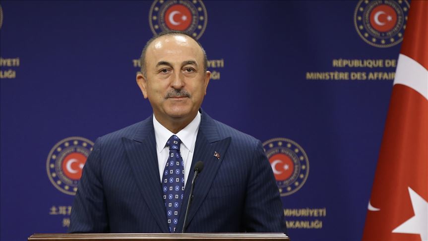 Canciller turco: ‘Armenia continúa masacrando civiles’