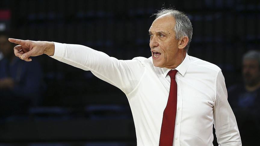 Turkish basketball coach Kunter tests COVID-19 positive