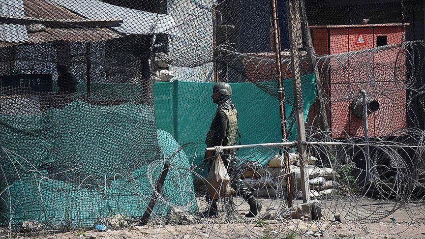 Kashmiri leaders vow to regain special status