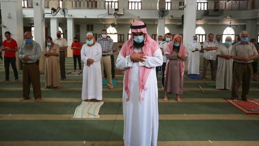 فتح مساجد قطاع غزة أمام المصلين رغم كورونا