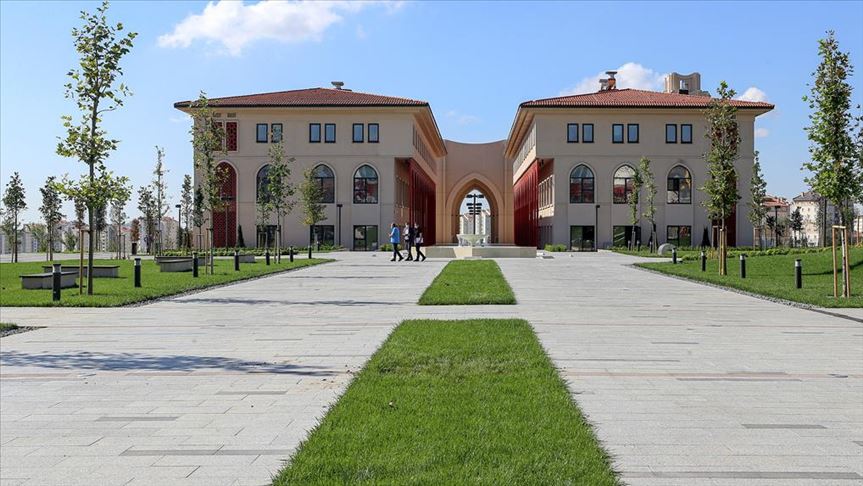 İHÜ'yü 'kampüs üniversite' kimliğine kavuşturan külliye açıldı