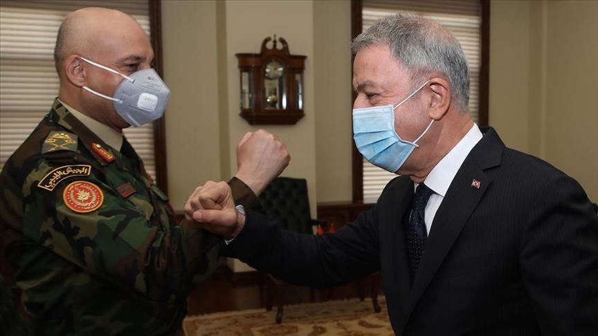 Turkish defense minister receives Libyan chief of staff