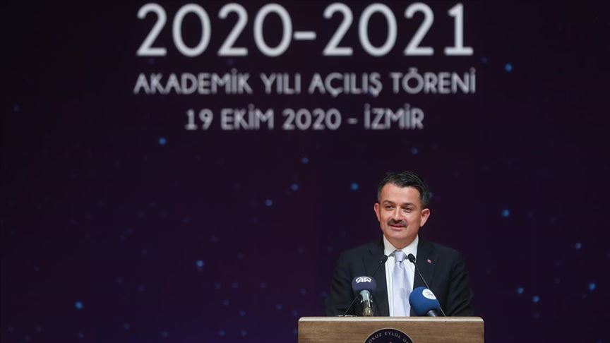 Tarım ve Orman Bakanı Pakdemirli: Elektrikli traktörün seri üretime hazır ilk prototipini sunduk