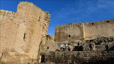 Turkey: 9-century old Harran Palace's gate unearthed