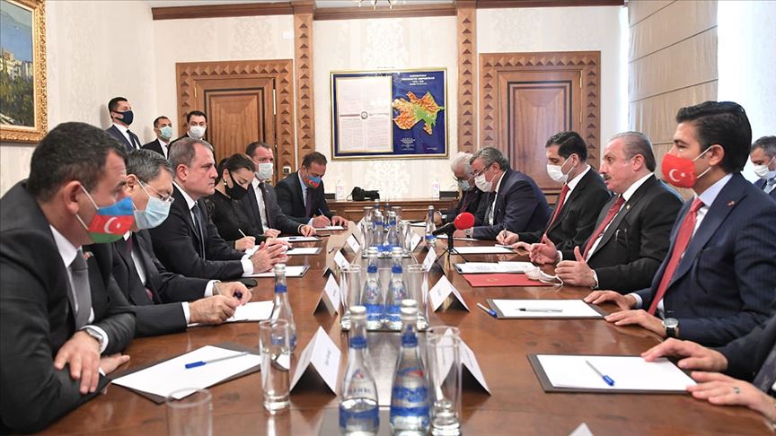 TBMM Başkanı Şentop, Azerbaycan Dışişleri Bakanı Bayramov'la görüştü
