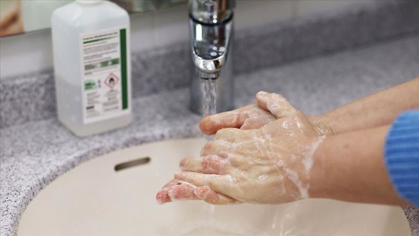 Spain: Hand sanitizer nearly blinds 2 children 