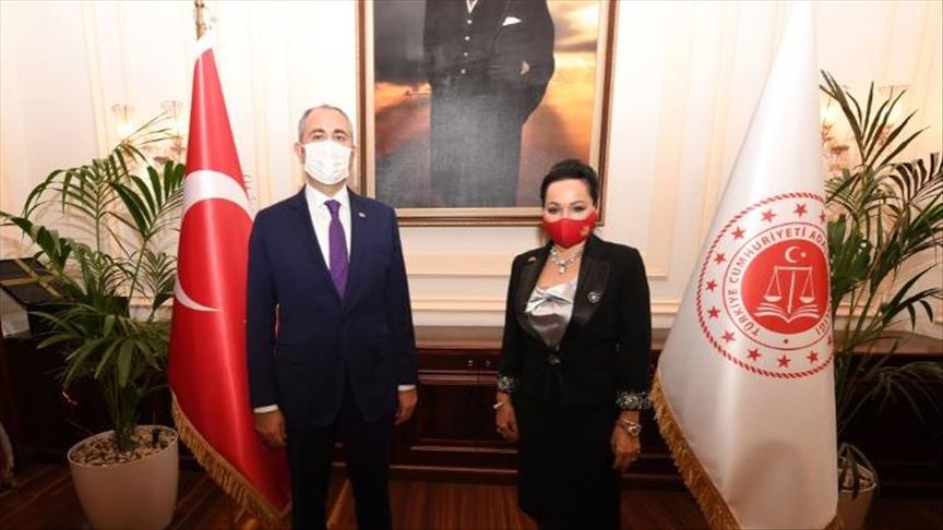 وزير العدل التركي يستقبل رئيسة المحكمة العليا بالجبل الأسود