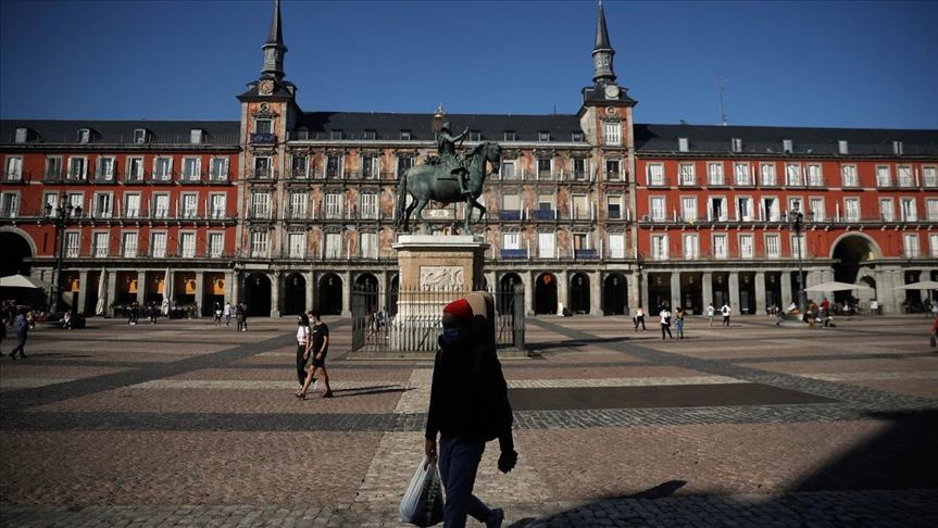 España supera el millón de casos de COVID-19