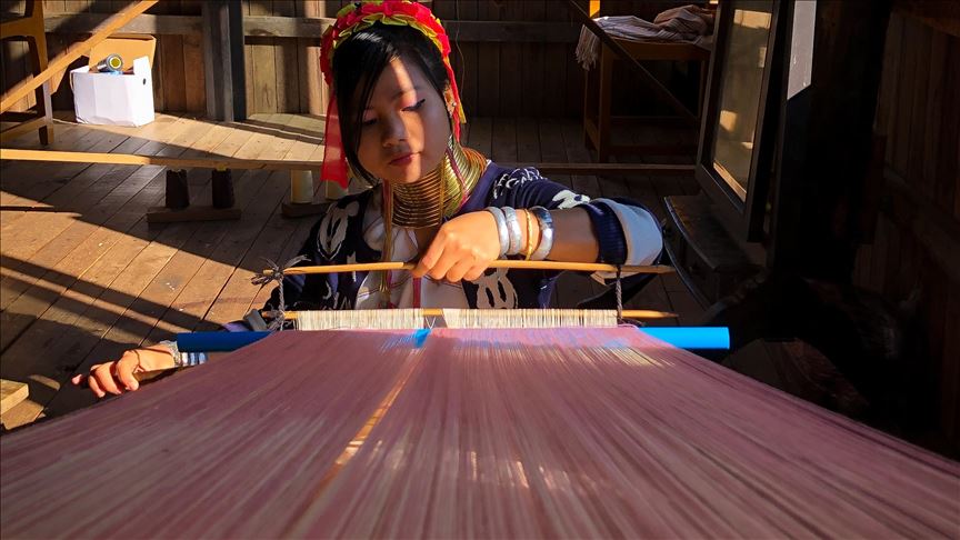 Less than half of women participate in labor market: UN