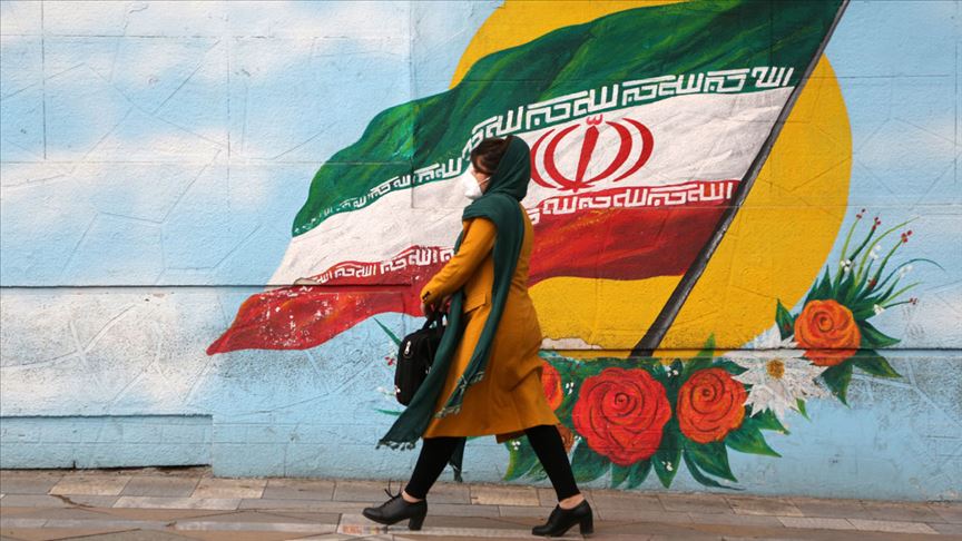 İran Cumhurbaşkanı Ruhani Kovid-19 nedeniyle 43 şehirde sıkı kısıtlamalar getirilmesi talimatı verdi 