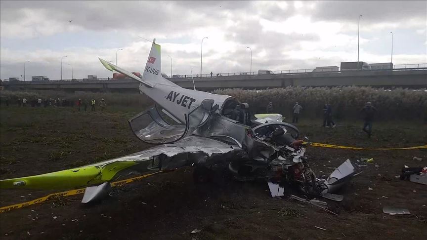 Turquie : crash d'un avion de formation sur un terrain vague à Istanbul