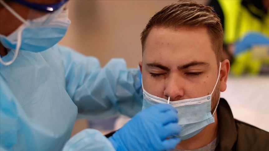 España registra la cifra más alta de contagios diarios de COVID-19 con 20.986 nuevos casos