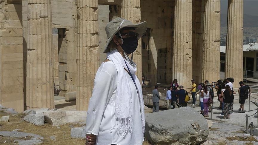 Greece to impose restrictions as COVID-19 cases rise