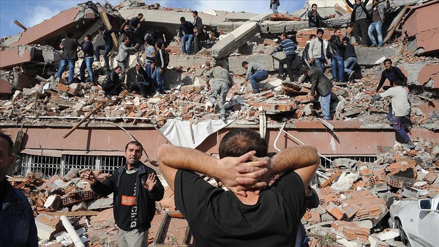 Van depreminde enkaz altından çıkarılanlar yaşadıklarını unutamıyor