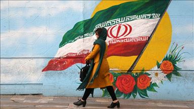 COVID-19 cases surge as Iran grapples with 3rd wave
