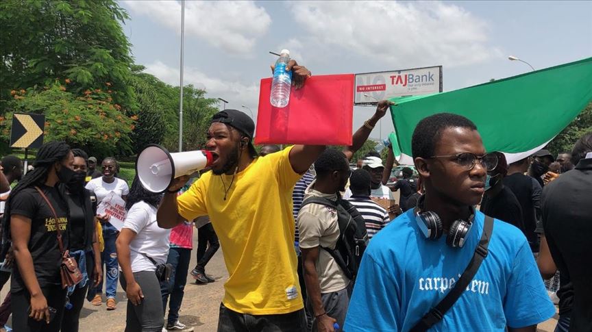 Presidencia de Nigeria: nos preocupa que las protestas se conviertan en 'anarquía'