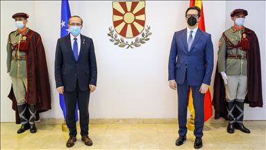 Средба на претседателот Пендаровски со косовскиот премиер Авдулах Хоти