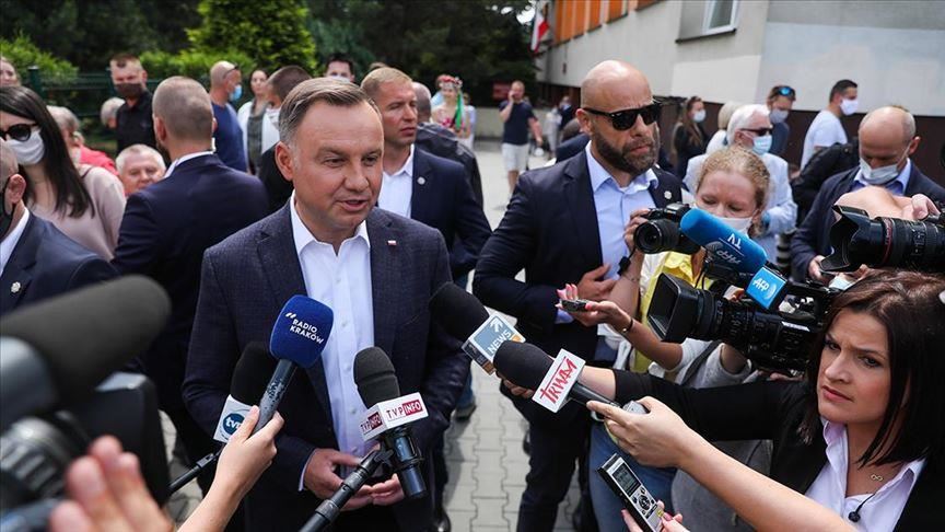Претседателот на Полска, Дуда, позитивен на коронавирус
