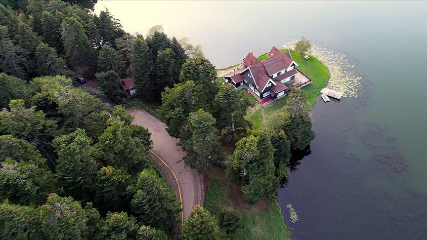 'Tabiatın kalbi' Bolu sonbaharda da tatilcilerin ilgi odağı
