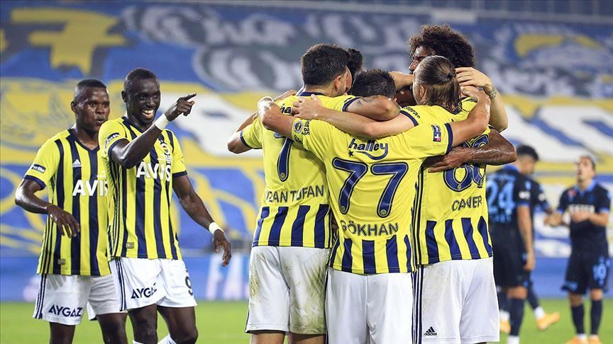 Football: Fenerbahce beat Trabzonspor 3-1 in Istanbul