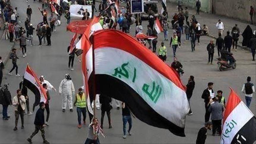 العراق.. مئات المتظاهرين يتوافدون لوسط بغداد