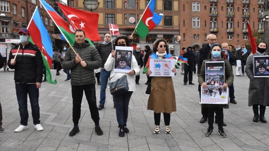 الدنمارك.. وقفة احتجاجية ضد اعتداء أرمينيا على أراضي أذربيجان