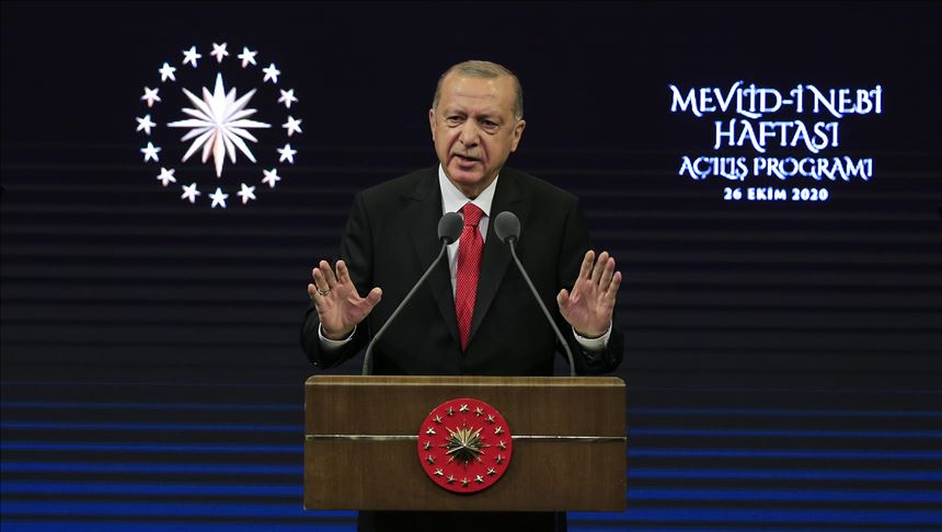 Turkish president calls for boycott of French products