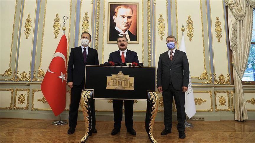 Ministri turk i Shëndetësisë paralajmëron për rritjen e rasteve COVID-19 në Stamboll